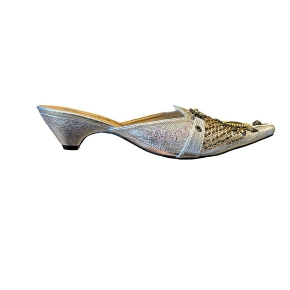 Whittall & Shon Embellished Pointed Toe Slip On Heels Silver Size 7 NWT - Picture 6 of 12